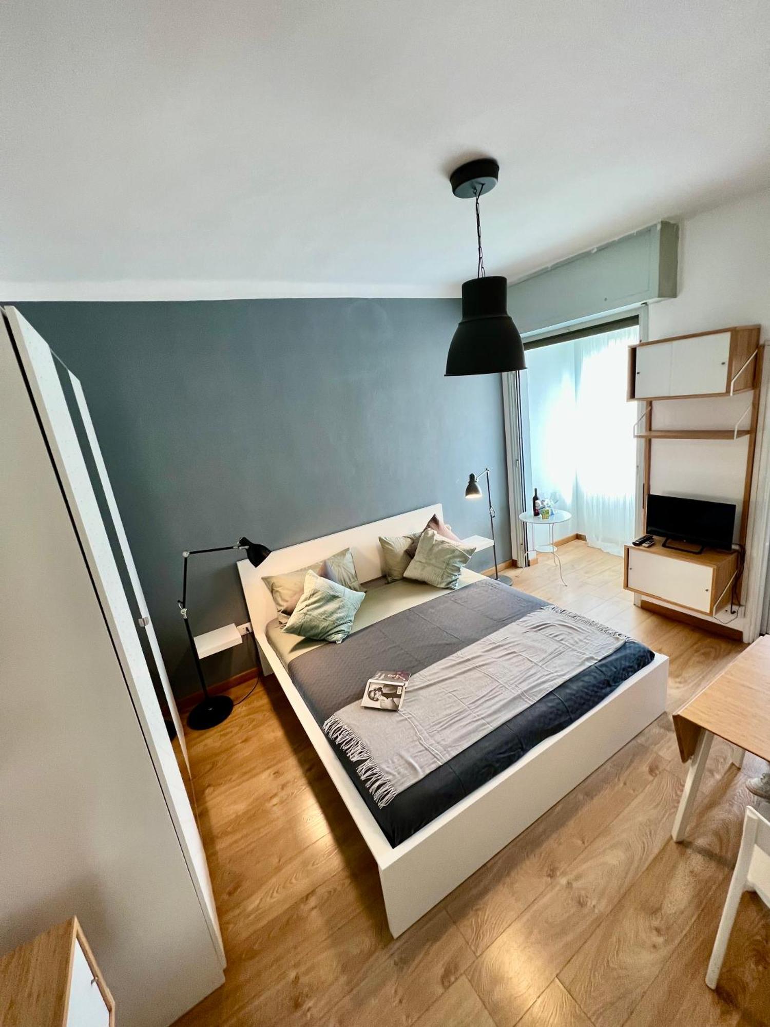 Cozy 3 Km Away From Duomo Appartamento